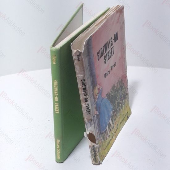 Picture of Sideways-On Street