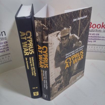 Picture of Cyprus at War : Diplomacy and Conflict During the 1974 Crisis (Library of International Relations)