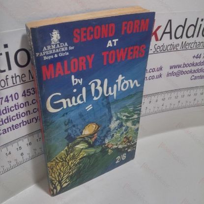 Picture of Second Form at Malory Towers (Armada Paperbacks for Boys and Girls, No. C35)