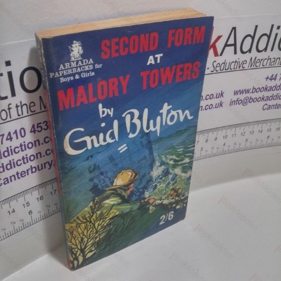 Picture of Second Form at Malory Towers (Armada Paperbacks for Boys and Girls, No. C35)