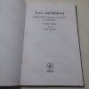 Picture of Trust and Mistrust : Radical Risk Strategies in Business Relationships (Signed)