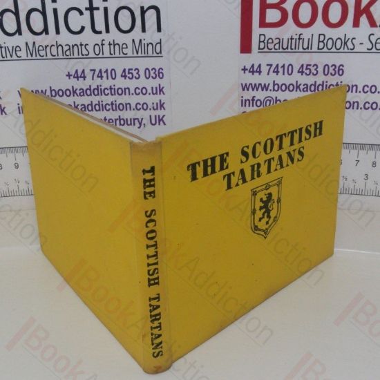 Picture of The Scottish Tartans, with Historical Sketches of the Clans and Families of Scotland: The Arms of Chiefs of Clans and Families