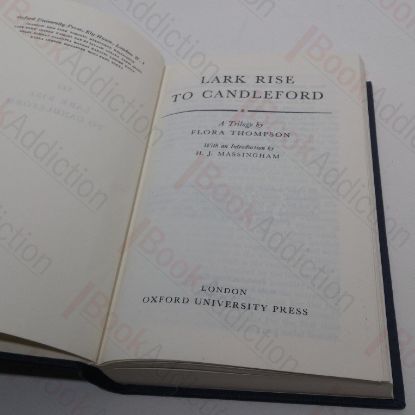 Picture of Lark Rise to Candleford (World Classics Series, No. 542)