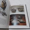 Picture of Phaidon Guide to Pewter