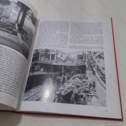 Picture of Luton : Scene Again