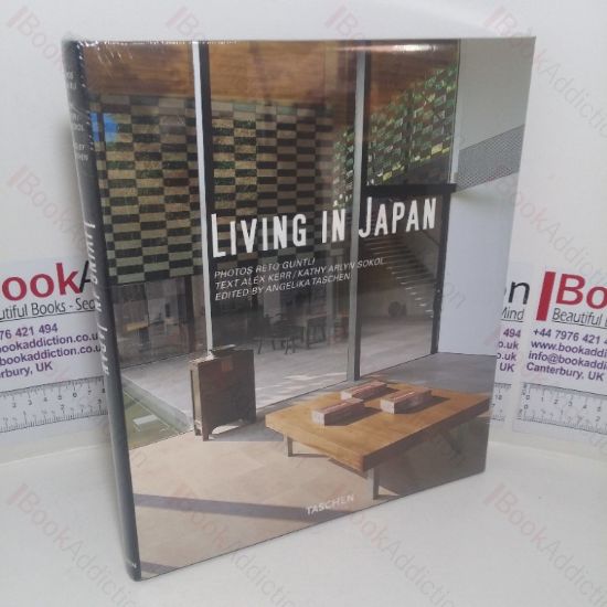 Picture of Living in Japan