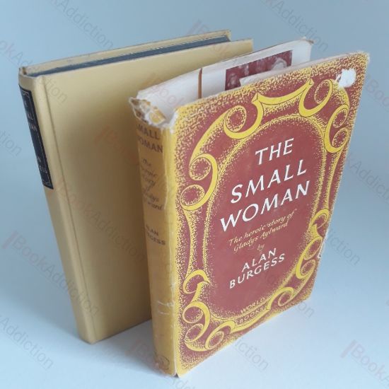 Picture of The Small Woman : The Heroic Story of Gladys Aylward (World Books)