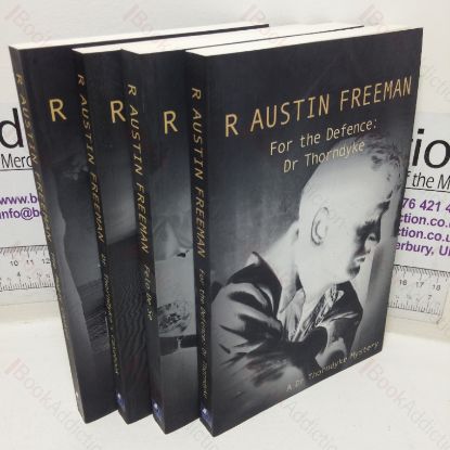 Picture of The Magic Casket; Dr Thorndyke's Casebooks; Felo De Se; For the Defence: Dr Thorndyke (R Austin Freeman Dr Thorndyke Softcover Collection) (Four Volumes)